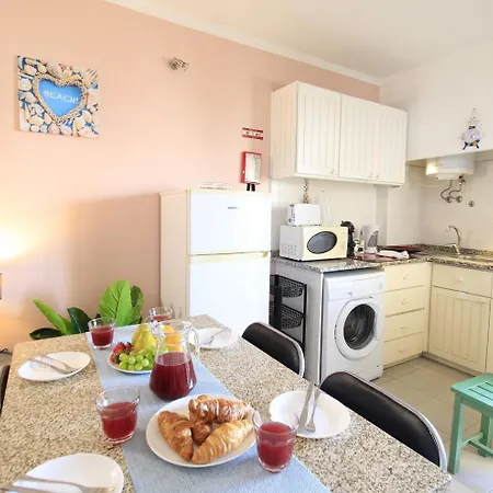 Lägenhet Da Balcony By Homing *